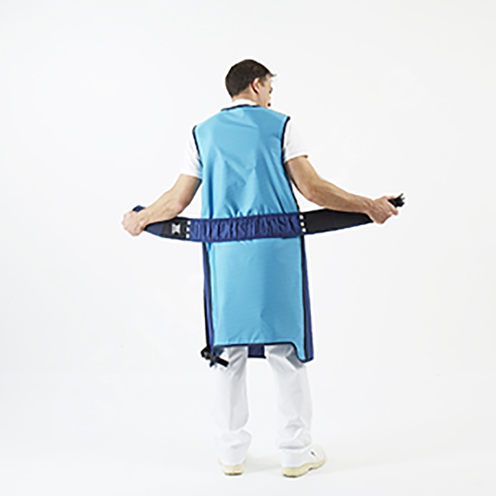 MAVIG gonna avvolgente, modello Synergy RA632, eq. di piombo 0,5-0,25 mm, taglia media, colore Ocean MAVIG gonna avvolgente, modello Synergy RA632, eq. di piombo 0,5-0,25 mm, taglia media, colore Ocean